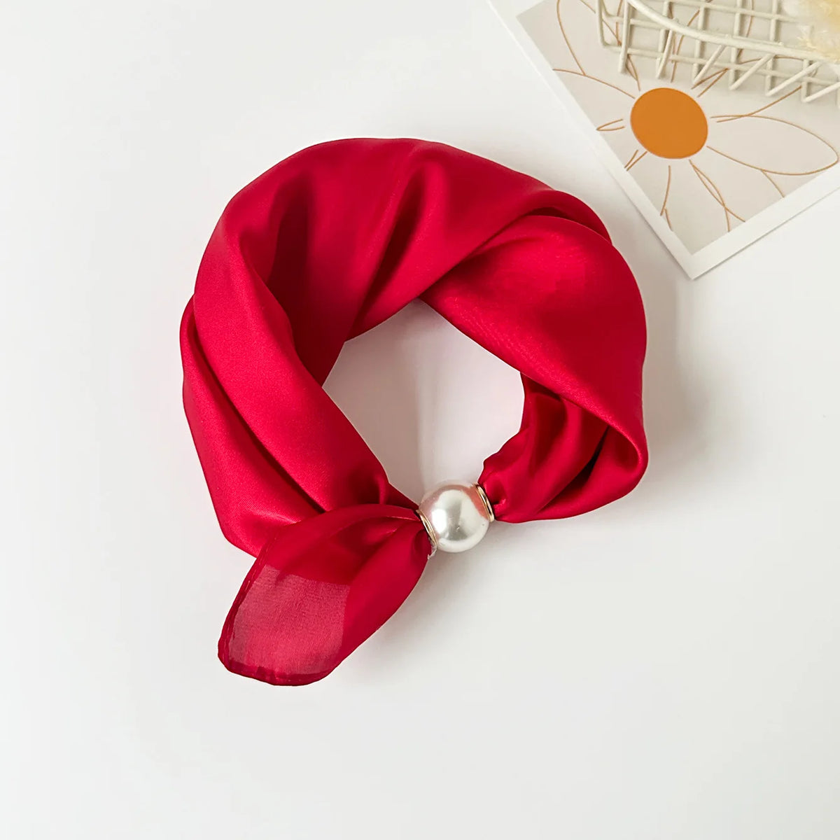 Scarf Chain Silk Lazy Magnetic Pendant Collarbone Thin Pearl Neck Scarf Buckle Headband Ribbon Foulards Femme Luxury Brands