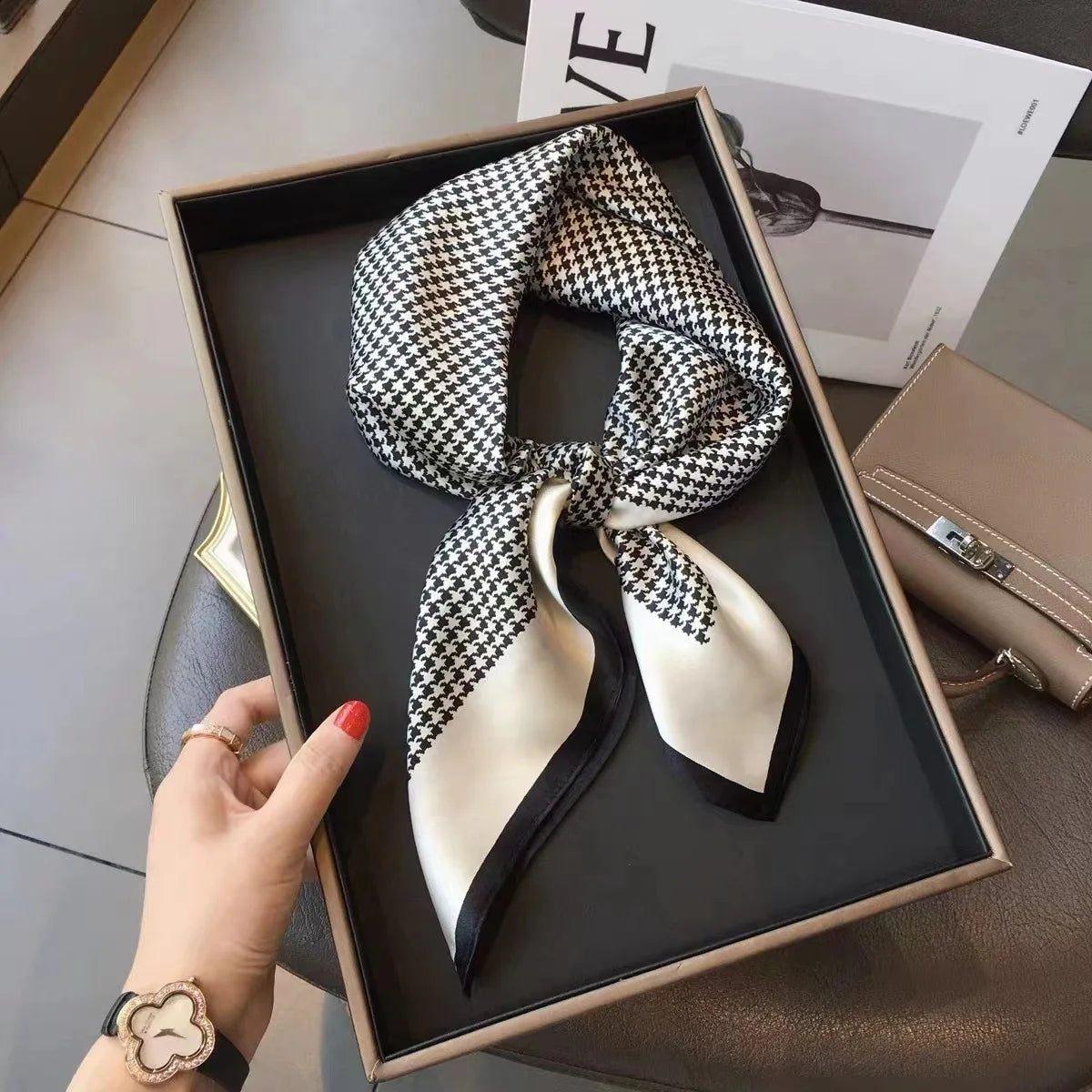 The Manhattan Scarf