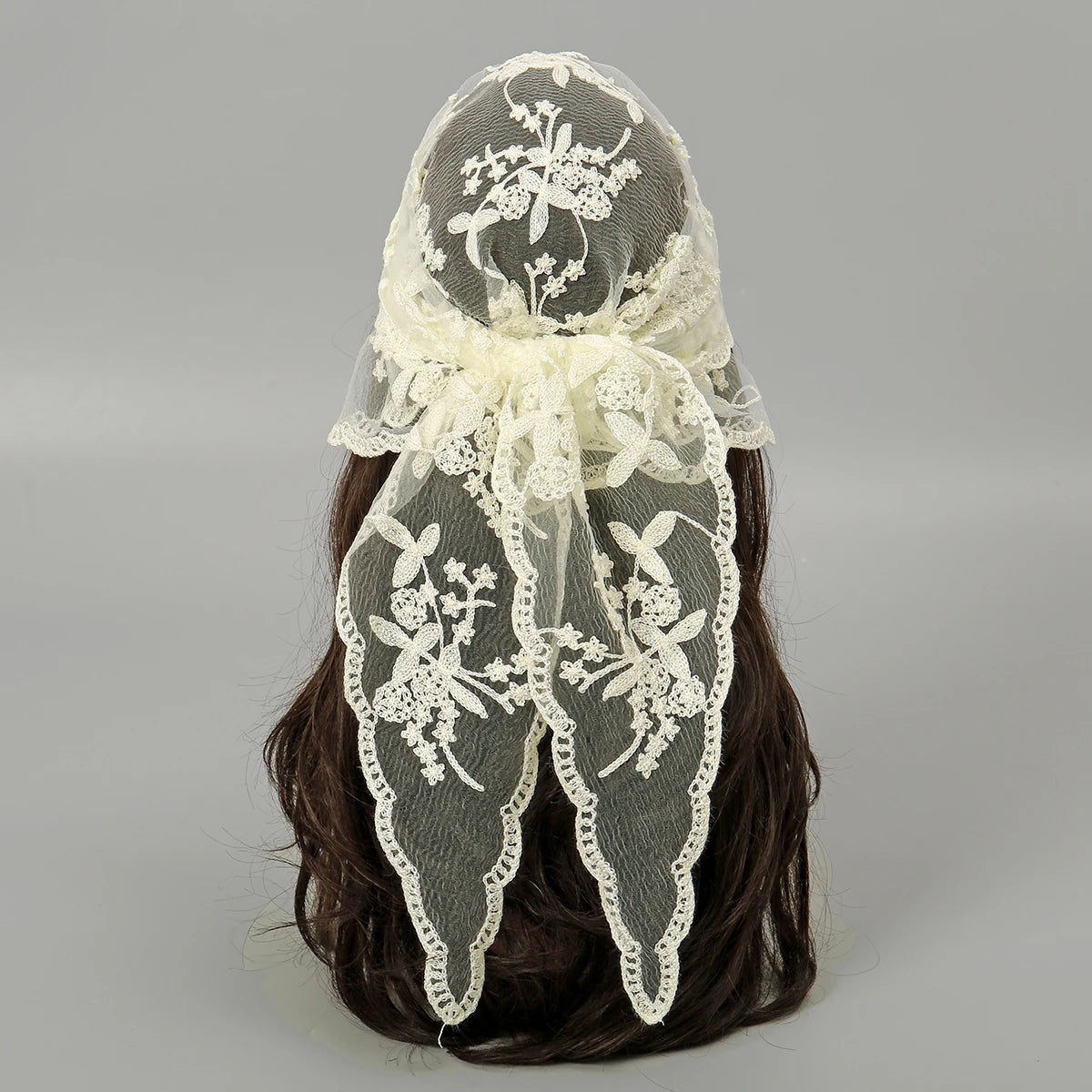Elegant Lace Scarf Hollow Out Embroidery Foulard Bandana Solid Color Triangular Scarf Thin Vintage HandkerChiefs for Hair Woman