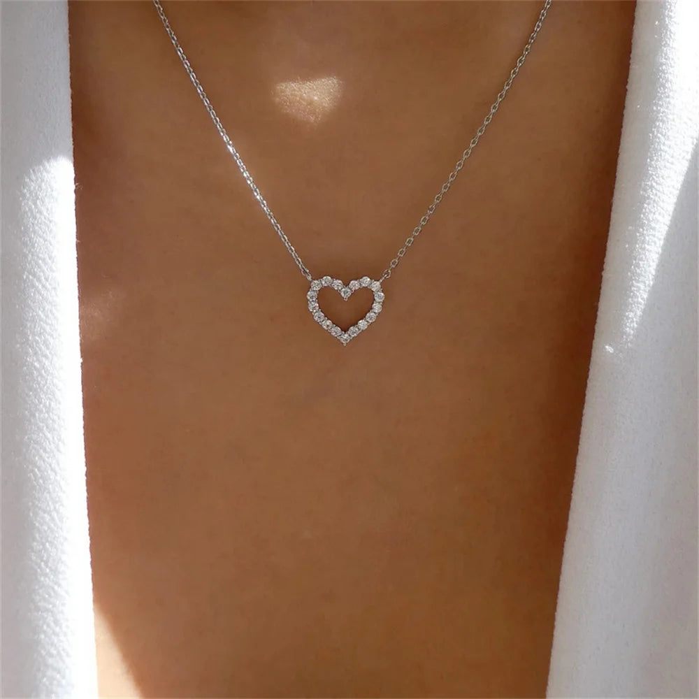 Amora Necklace