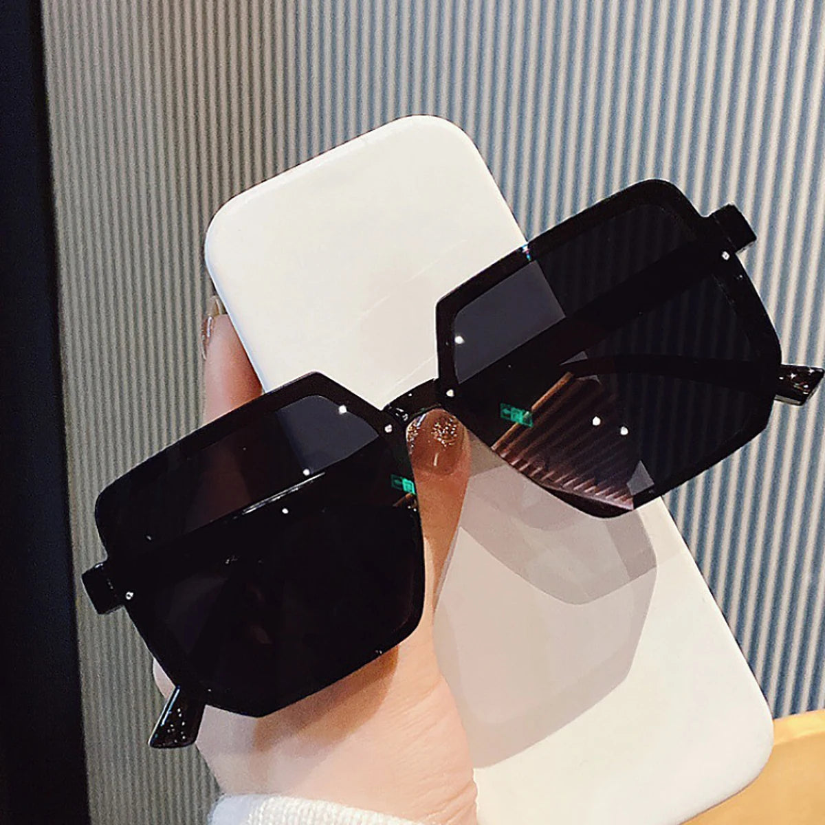 Monarch Square Sunglasses