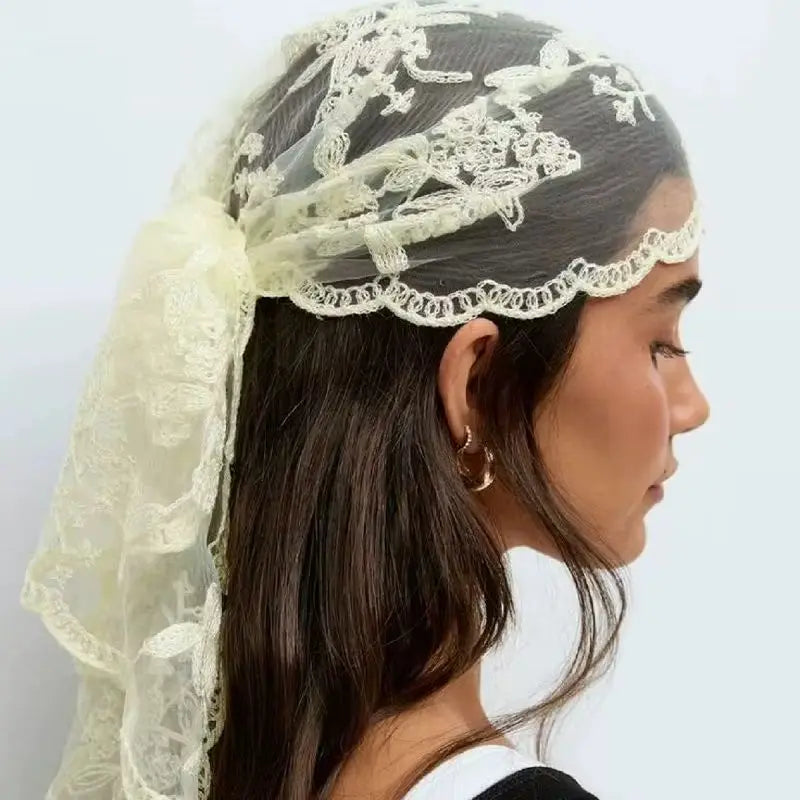 Elegant Lace Scarf Hollow Out Embroidery Foulard Bandana Solid Color Triangular Scarf Thin Vintage HandkerChiefs for Hair Woman