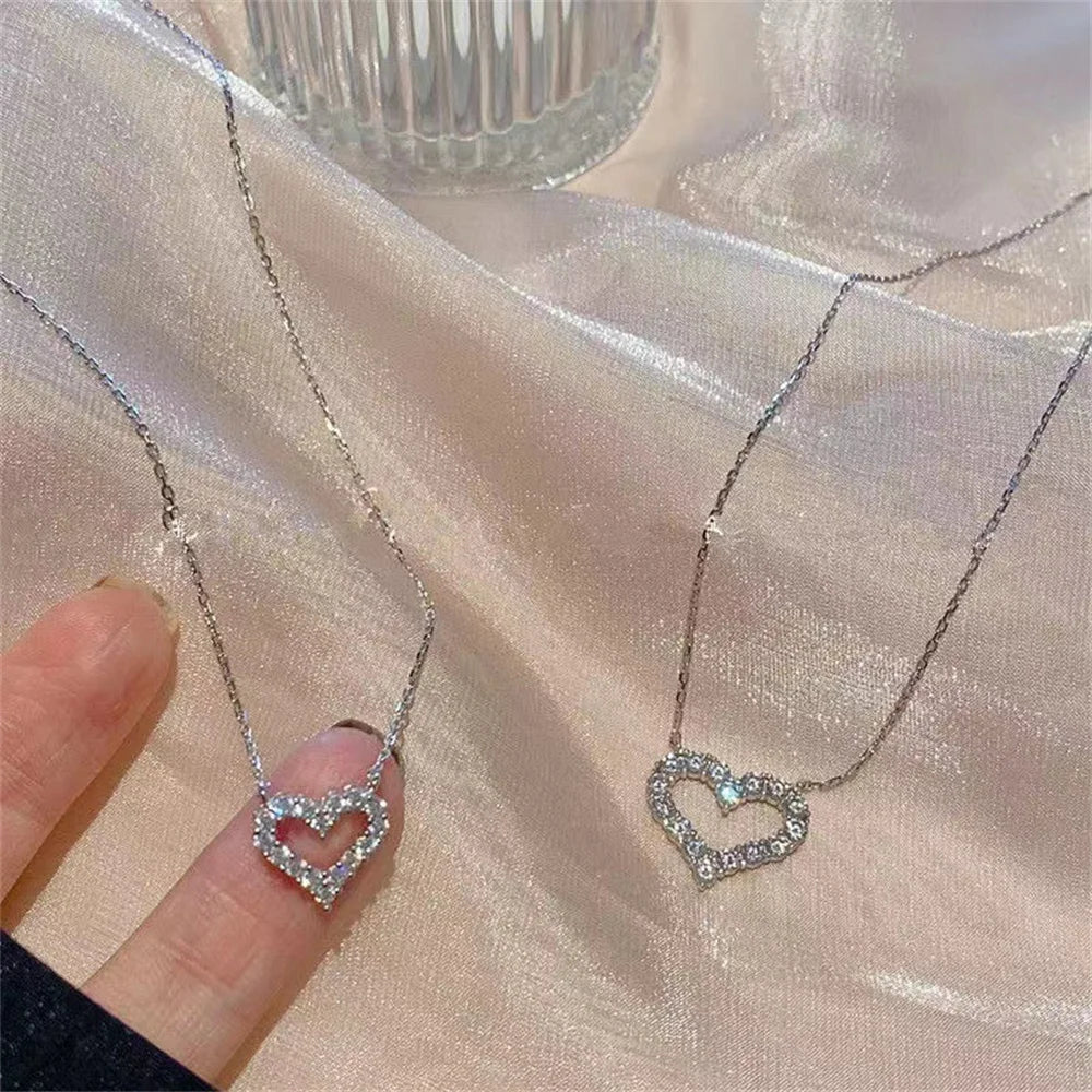 Amora Necklace