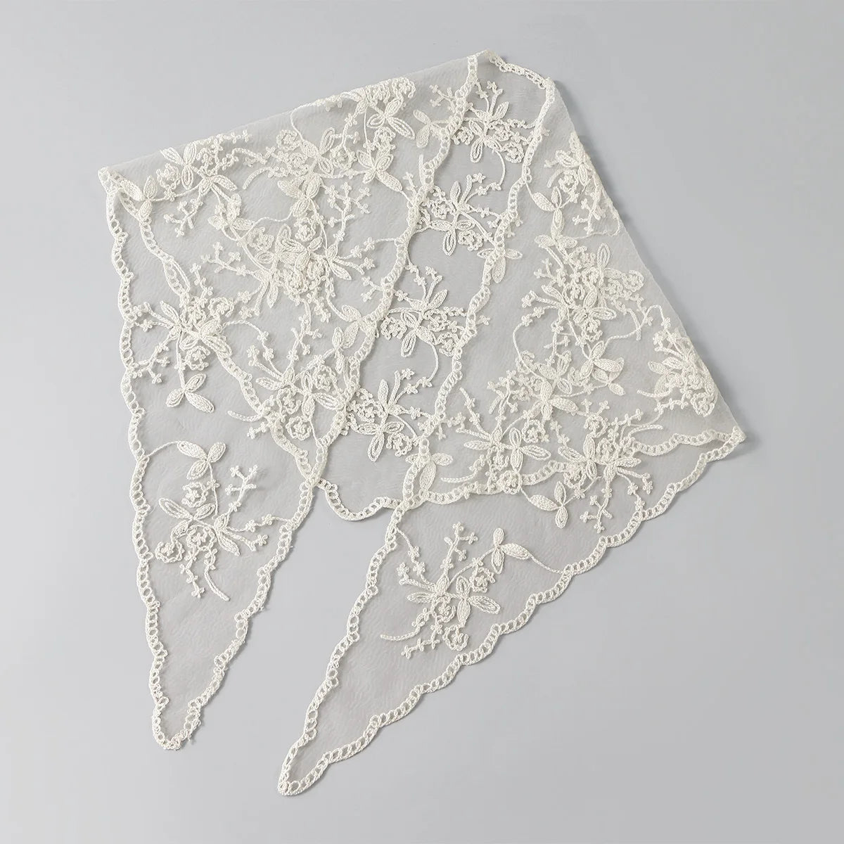 Elegant Lace Scarf Hollow Out Embroidery Foulard Bandana Solid Color Triangular Scarf Thin Vintage HandkerChiefs for Hair Woman