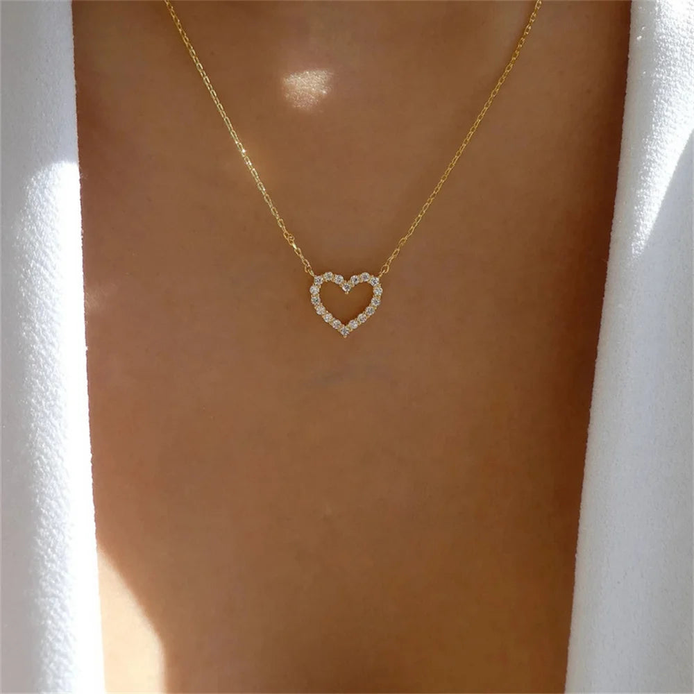 Amora Necklace