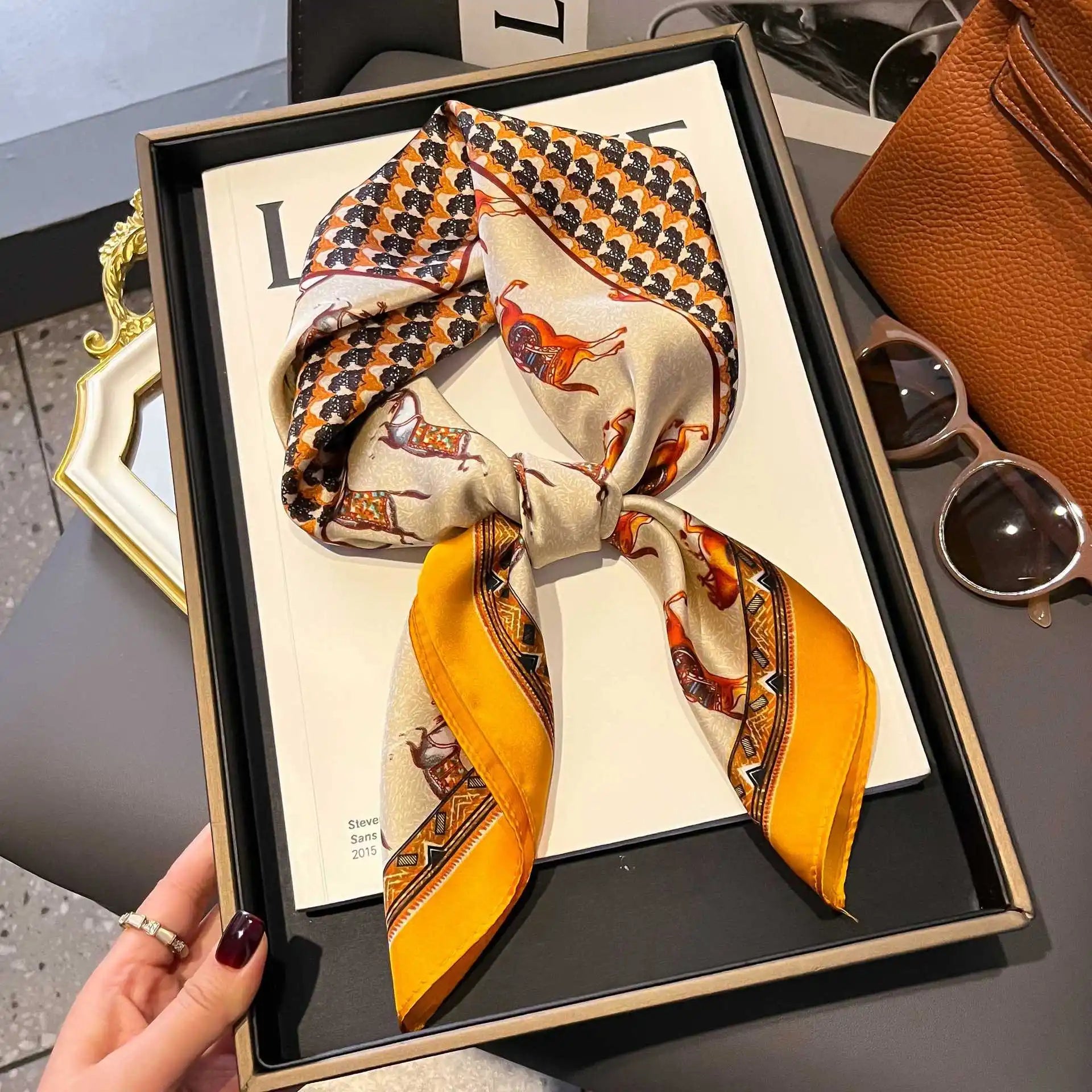 The Manhattan Scarf